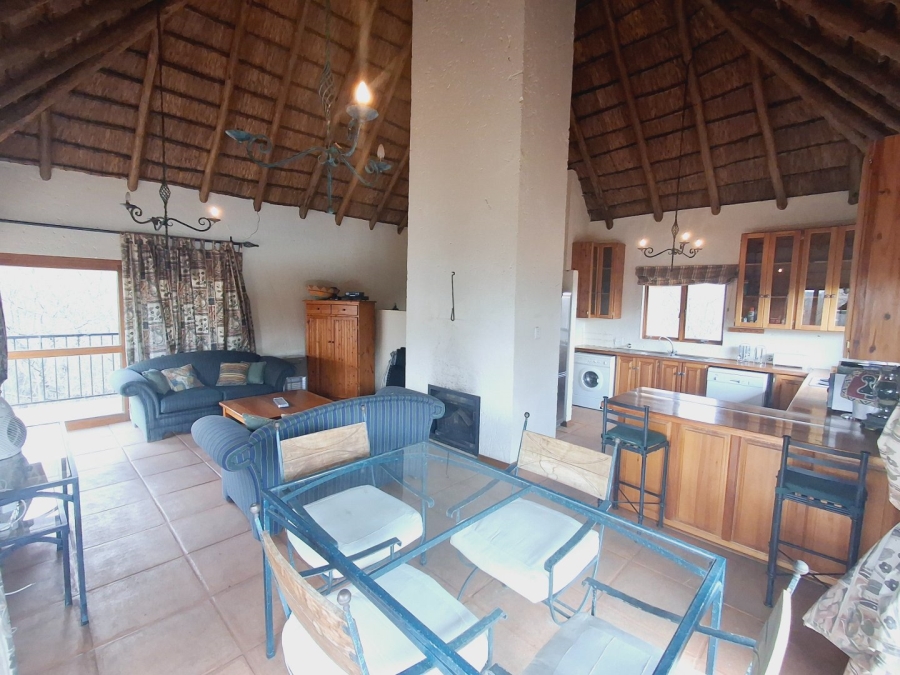 4 Bedroom Property for Sale in Boschenvaal River Front Lodges Free State